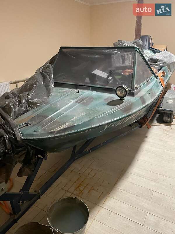 Інший водний транспорт Крим Крым 2000 в Богуславі