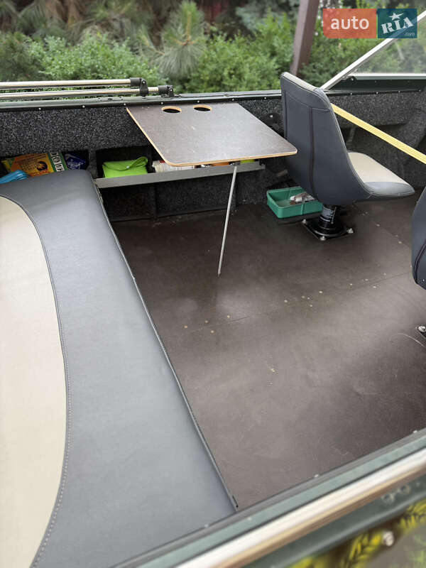 Катер Крым М 1976 в Днепре