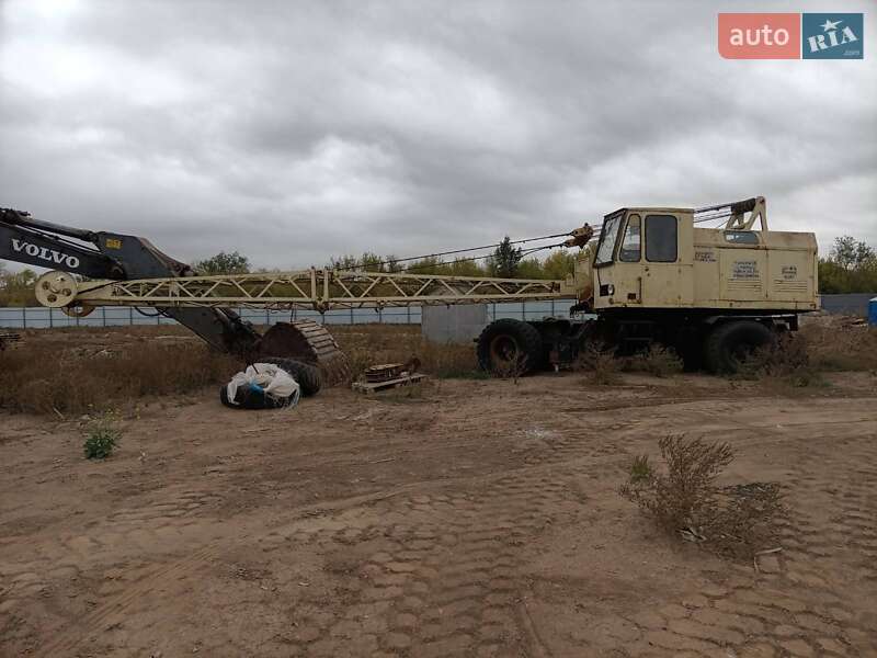 Автокран КС 4361А 1986 в 