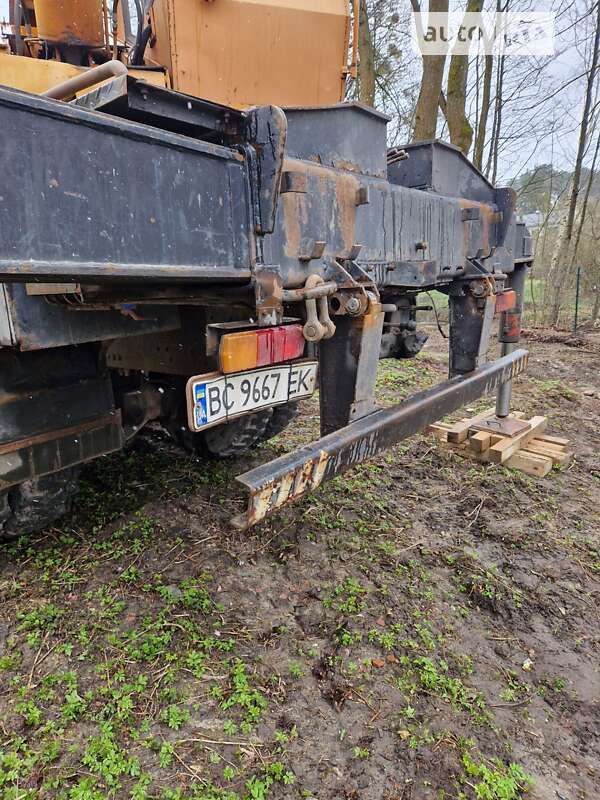 Автокран КТА 28 2006 в Львове