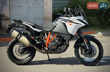 Мотоцикл Туризм KTM 1090 Adventure 2017 в Киеве