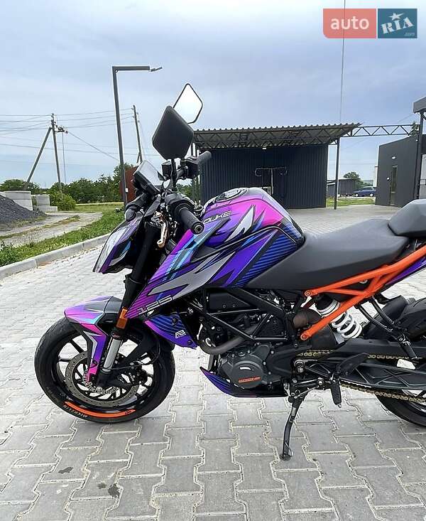 Мотоцикл Без обтекателей (Naked bike) KTM 125 2021 в Тульчине фото 7 Мотоцикл Без обтекателей (Naked bike) KTM 125 2021 в Тульчине