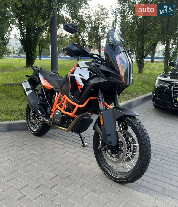 KTM 1290 Super Adventure 2019