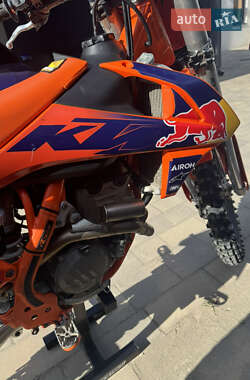 Мотоцикл Кросс KTM 250 SX-F 2018 в 