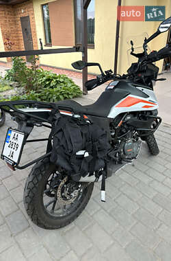 Мотоцикл Багатоцільовий (All-round) KTM 390 Adventure 2021 в 
