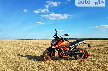 Мотоцикл Без обтекателей (Naked bike) KTM 390 Duke 2018 в 