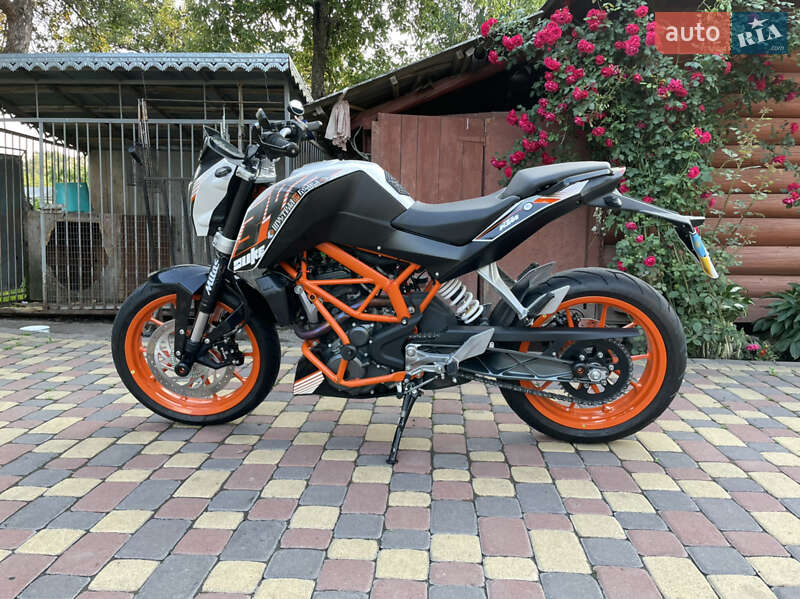 Мотоцикл Без обтекателей (Naked bike) KTM 390 Duke 2016 в Снятине
