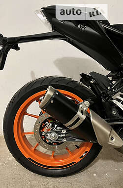 Мотоцикл Без обтекателей (Naked bike) KTM 390 Duke 2021 в Виннице