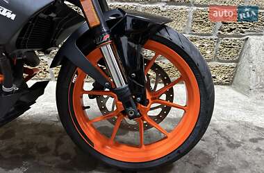 Мотоцикл Без обтікачів (Naked bike) KTM 390 Duke 2020 в 