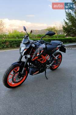 Мотоцикл Без обтекателей (Naked bike) KTM 390 Duke 2014 в Ахтырке