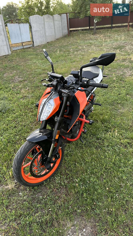 Мотоцикл Спорт-туризм KTM 390 Duke 2020 в Марганце