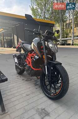 Мотоцикл Без обтекателей (Naked bike) KTM 390 Duke 2023 в Днепре