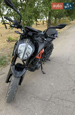 Мотоцикл Без обтекателей (Naked bike) KTM 390 Duke 2023 в Днепре