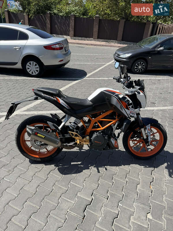 Мотоцикл Без обтекателей (Naked bike) KTM 390 Duke 2015 в Хмельницком