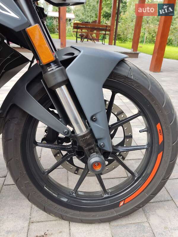 Мотоцикл Без обтекателей (Naked bike) KTM 390 Duke 2023 в Львове фото 14 Мотоцикл Без обтекателей (Naked bike) KTM 390 Duke 2023 в Львове