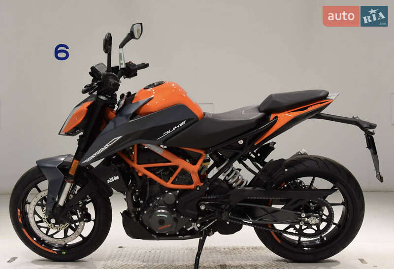 Мотоцикл Без обтекателей (Naked bike) KTM 390 Duke 2023 в Сновске