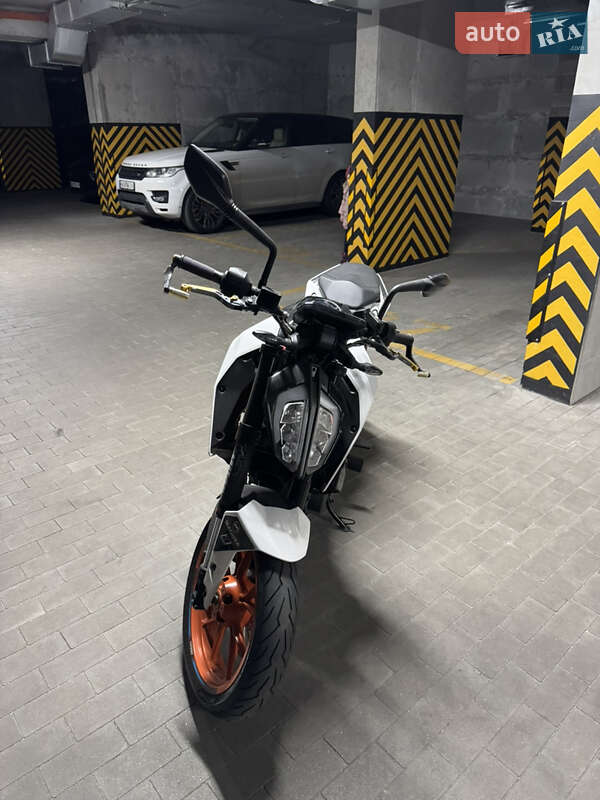 Мотоцикл Без обтекателей (Naked bike) KTM 390 Duke 2020 в Киеве фото 4 Мотоцикл Без обтекателей (Naked bike) KTM 390 Duke 2020 в Киеве