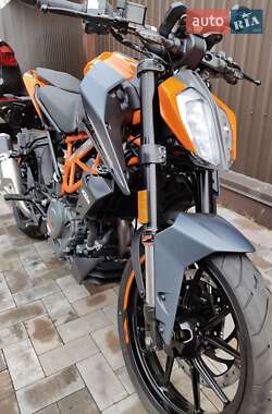 Мотоцикл Без обтекателей (Naked bike) KTM 390 Duke 2023 в Белогородке