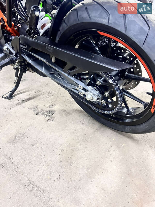 Мотоцикл Без обтекателей (Naked bike) KTM 390 Duke 2023 в Житомире