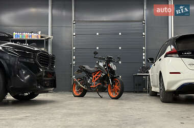 Мотоцикл Без обтікачів (Naked bike) KTM 390 Duke 2021 в Чернівцях