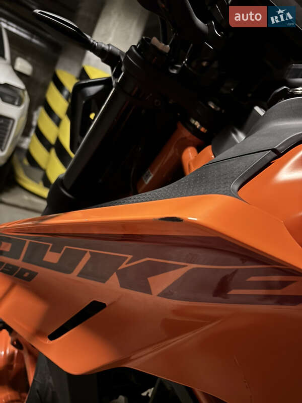 Мотоцикл Без обтекателей (Naked bike) KTM 390 Duke 2024 в Киеве