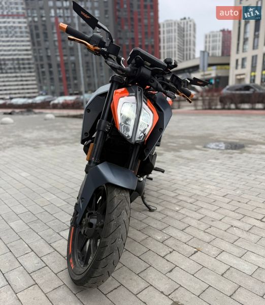 Мотоцикл Без обтекателей (Naked bike) KTM 390 Duke 2023 в Киеве