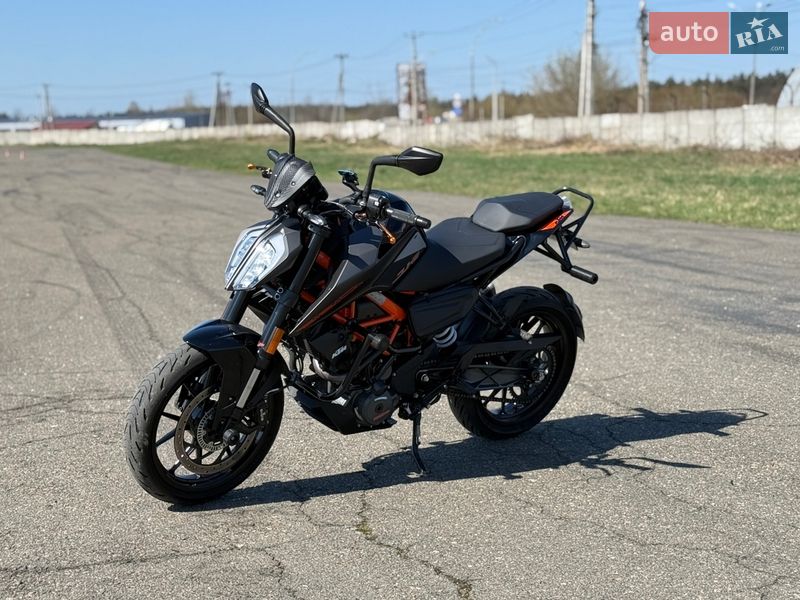 KTM 390 Duke 2023