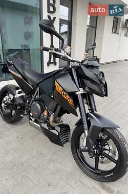 Мотоцикл Без обтекателей (Naked bike) KTM 690 Duke 2010 в 