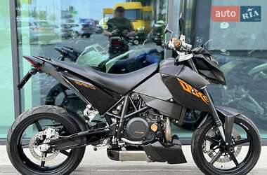 Мотоцикл Без обтекателей (Naked bike) KTM 690 Duke 2010 в 