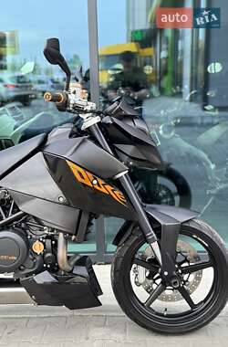 Мотоцикл Без обтекателей (Naked bike) KTM 690 Duke 2010 в 