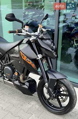 Мотоцикл Без обтекателей (Naked bike) KTM 690 Duke 2010 в 