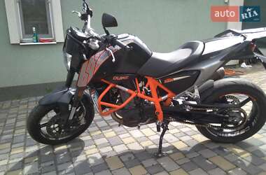 Мотоцикл Без обтекателей (Naked bike) KTM 690 Duke 2012 в 