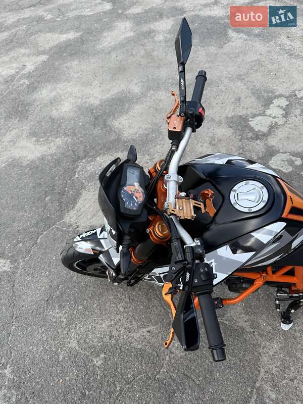Мотоцикл Без обтекателей (Naked bike) KTM 690 Duke 2015 в Черкассах