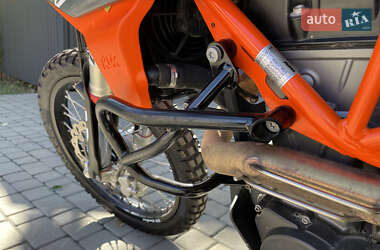 Мотоцикл Многоцелевой (All-round) KTM 690 Enduro 2022 в 
