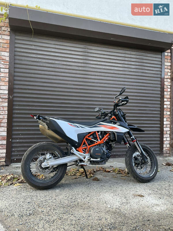 Мотоцикл Супермото (Motard) KTM 690 SMC R 2019 в Одессе