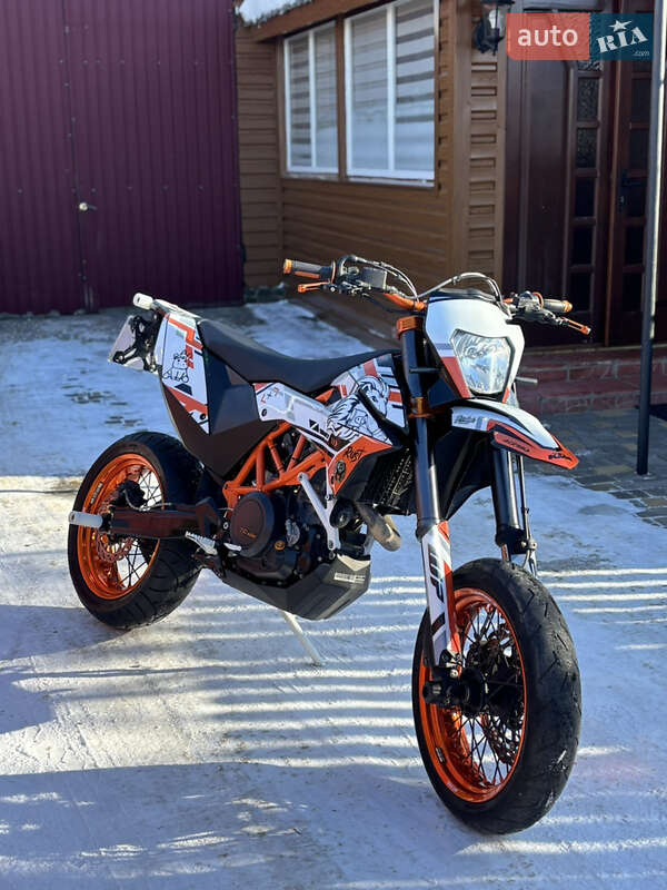 KTM 690 SMC R