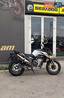 Мотоцикл Без обтікачів (Naked bike) KTM 790 Duke 2023 в 