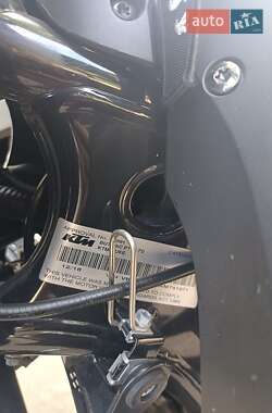 Мотоцикл Без обтекателей (Naked bike) KTM Duke 790 2018 в 