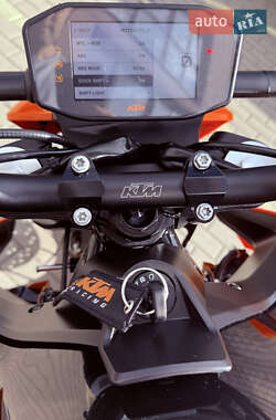 Мотоцикл Многоцелевой (All-round) KTM Duke 790 2019 в 