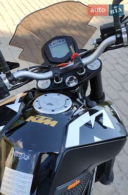 Мотоцикл Без обтекателей (Naked bike) KTM Duke 2021 в 