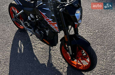 Мотоцикл Без обтекателей (Naked bike) KTM Duke 2021 в Новом Буге