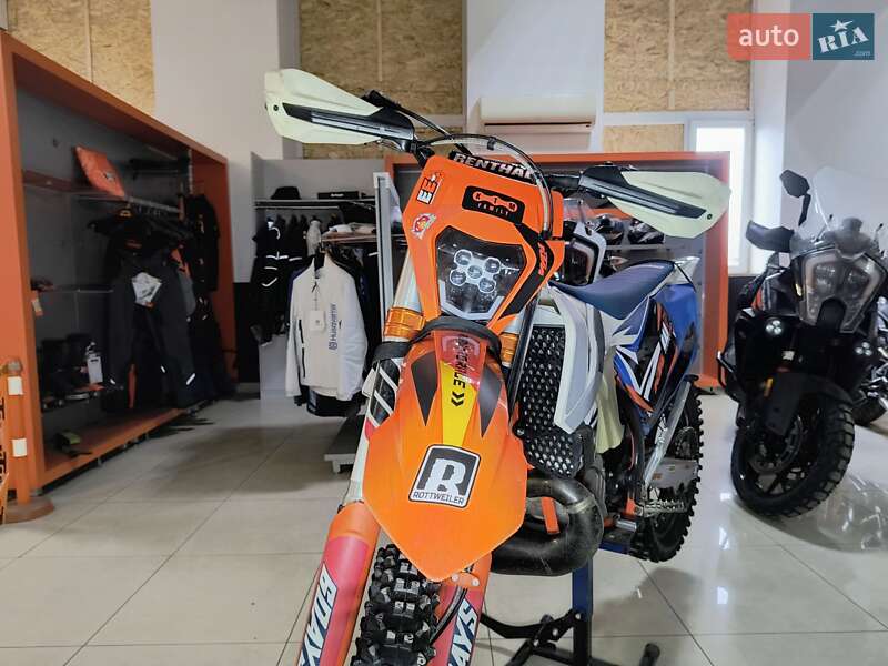 Мотоцикл Внедорожный (Enduro) KTM EXC 250 2017 в Киеве