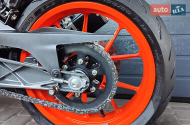 Спортбайк KTM RC 125 2018 в 