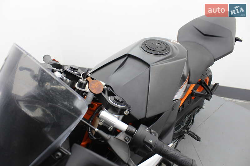 Спортбайк KTM RC 250 2015 в Гнівані