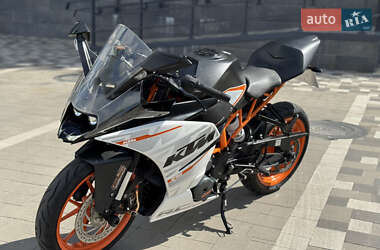 Мотоцикл Спорт-туризм KTM RC 390 2015 в 