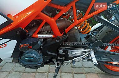 Спортбайк KTM RC 390 2017 в 