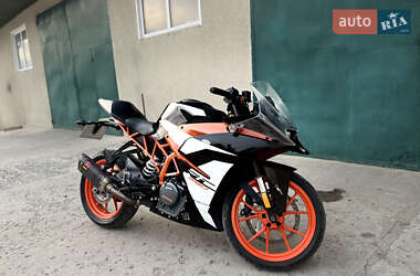 Спортбайк KTM RC 390 2018 в Товсте