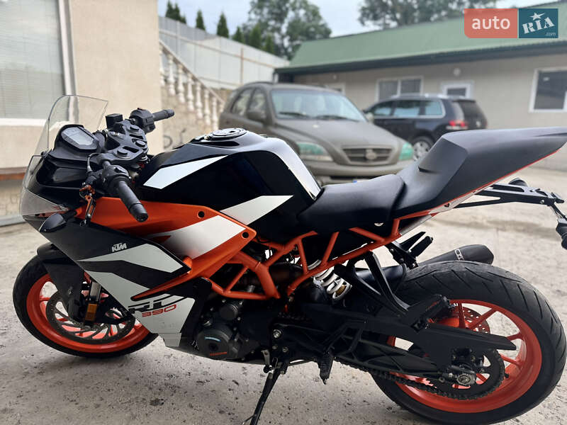 Спортбайк KTM RC 390 2017 в Товсте