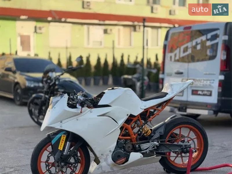 Спортбайк KTM RC 390 2018 в Киеве