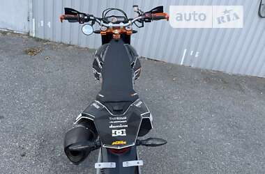 Мотоцикл Супермото (Motard) KTM SMC 690R 2017 в 